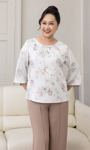 Hạnh Áo cổ tròn kết hạt in họa tiết hoa nhỏ ánh bạc, tay lửng 1432/5.41
