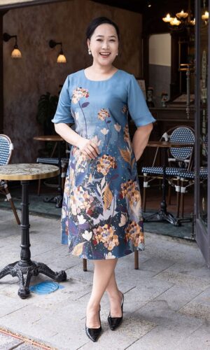 Hạnh Đầm suông cổ tròn in họa tiết hoa, tay bèo 1623/5.95