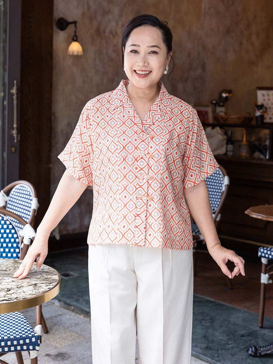 Hạnh Áo sơ mi cổ danton in họa tiết nghệ thuật, tay ngắn 25410/5.214 - Ảnh 2