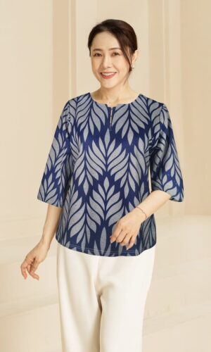 Áo kiểu cổ tròn đính hạt, tay lửng chất liệu thun cotton 3455/4.73